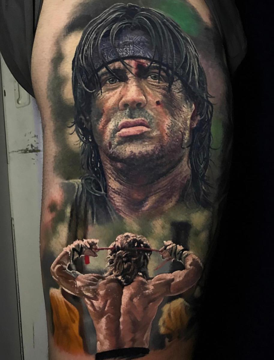 With more complex or layered tattoo designs, blurred areas can be a great way to keep the various design elements visually separate.