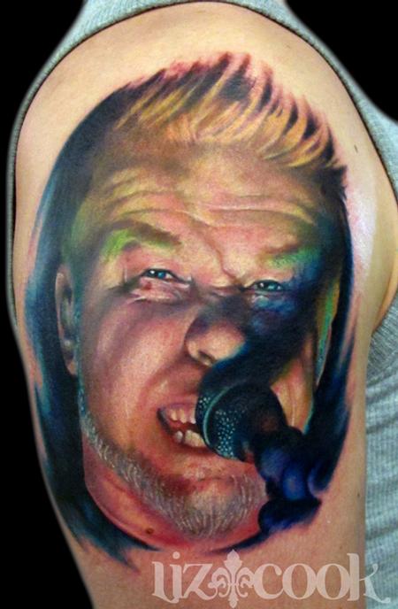 Tattoos - Hetfield in concert - 60021