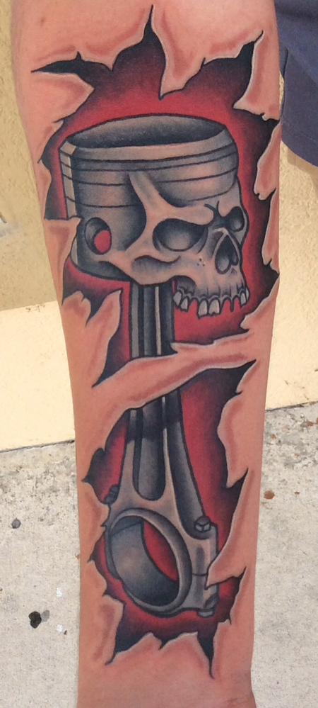 Tattoos - Skull Piston Tearing Out - 123203