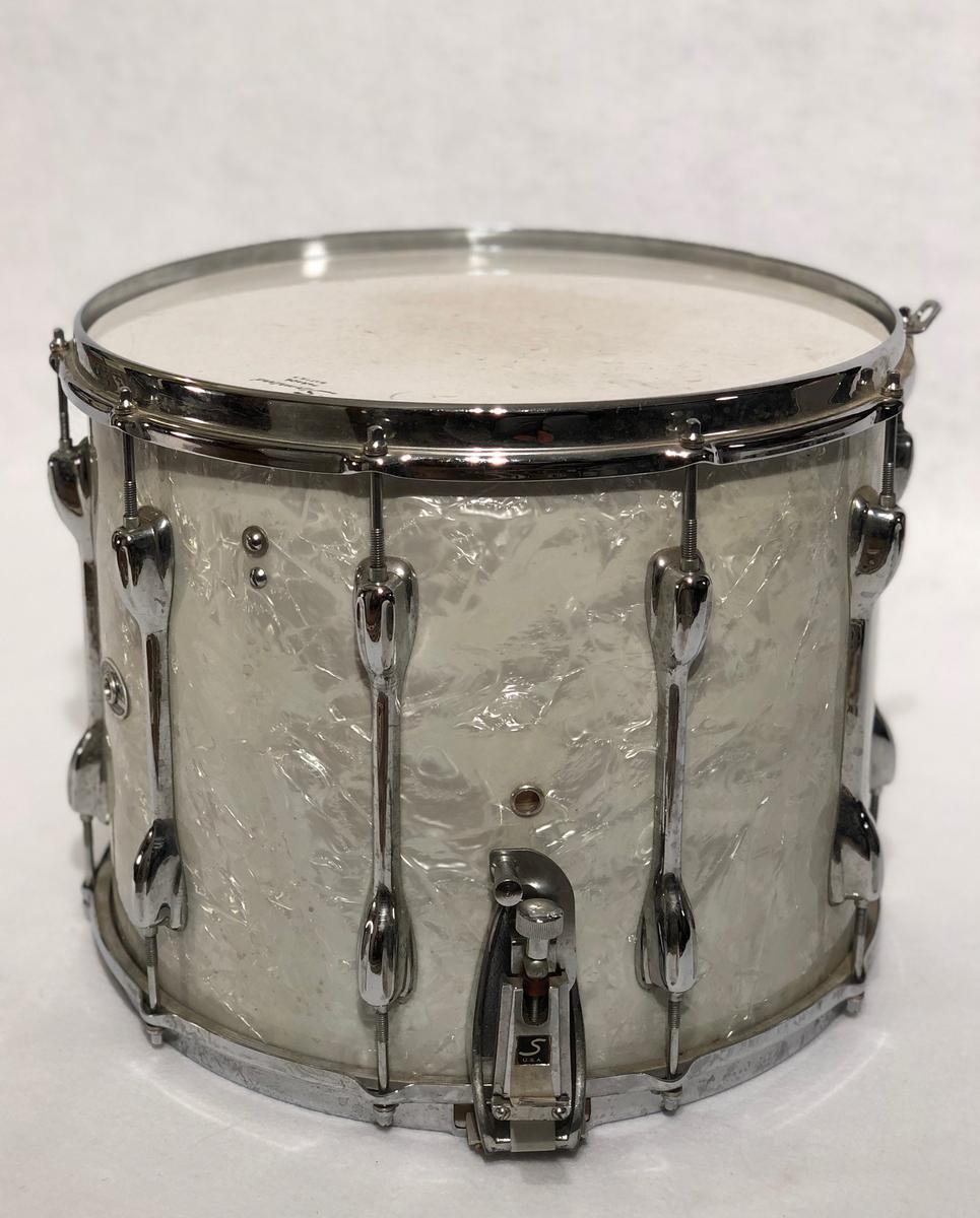 Gene Krupa's drums, Slingerland marching drums, famous drummers drums, vintage instruments