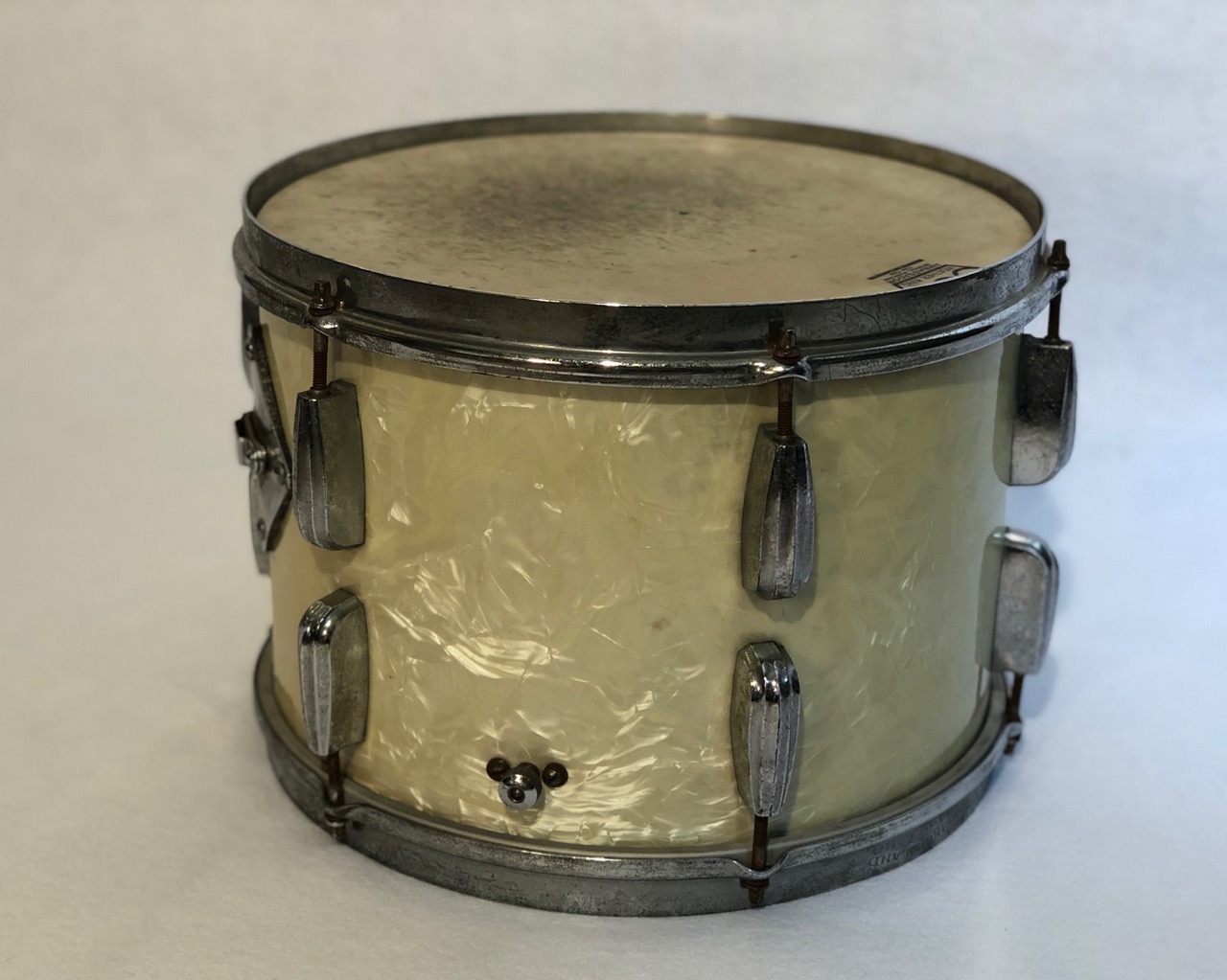 Gene Krupa drums, famous vintage drums, vintage instrument collection, drum collector, collectable antique