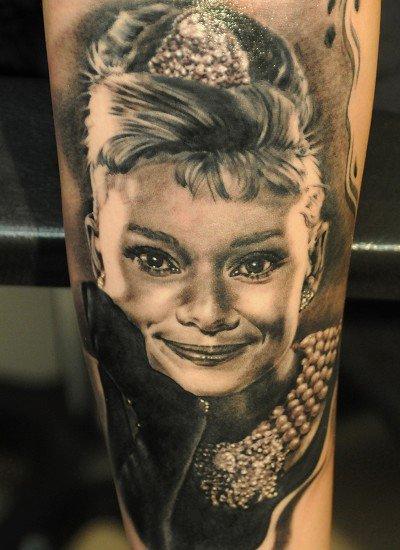 Update 76+ audrey hepburn tattoo best - thtantai2