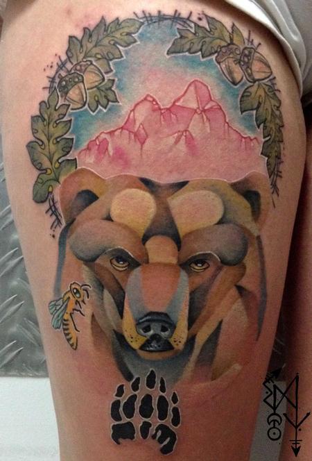 Tattoos - Bear in the automn - 100105