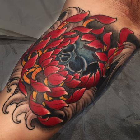 Tattoos - Chrysanthemum with Skull - 127589
