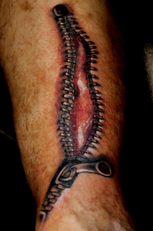 zipper by Daniel Adamczyk: TattooNOW