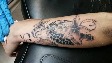 Tattoos - sea turtles mate - 100825