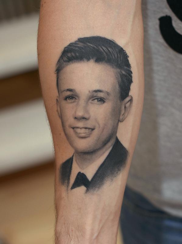 portrait by Darwin Enriquez TattooNOW