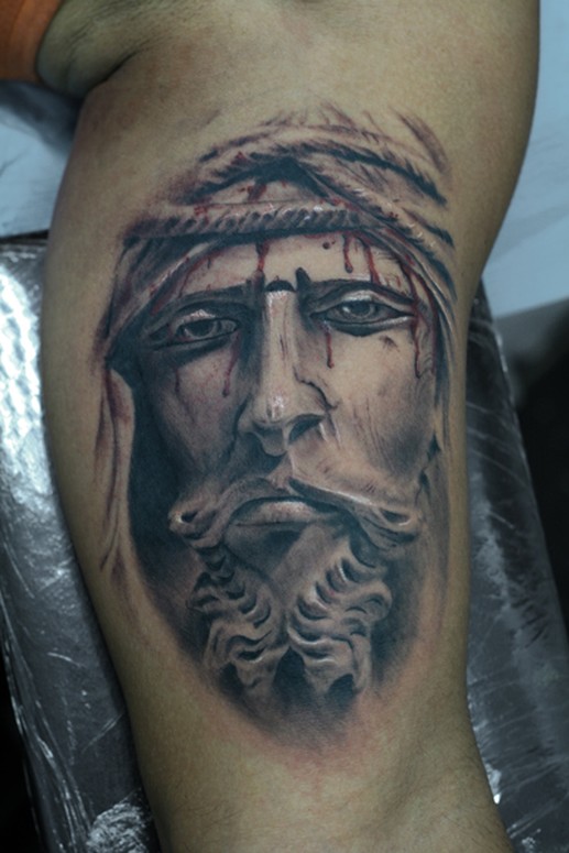 by Darwin Enriquez TattooNOW