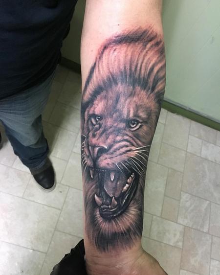 Tattoos - Black and Grey Lion - 127585