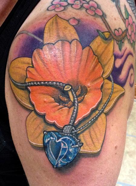 Tattoos - Daffodil with aquamarine heart stone - 95187