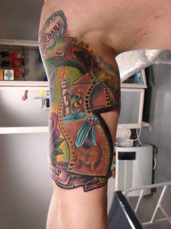inside arm new school camera/film tattoo by Daniel : TattooNOW