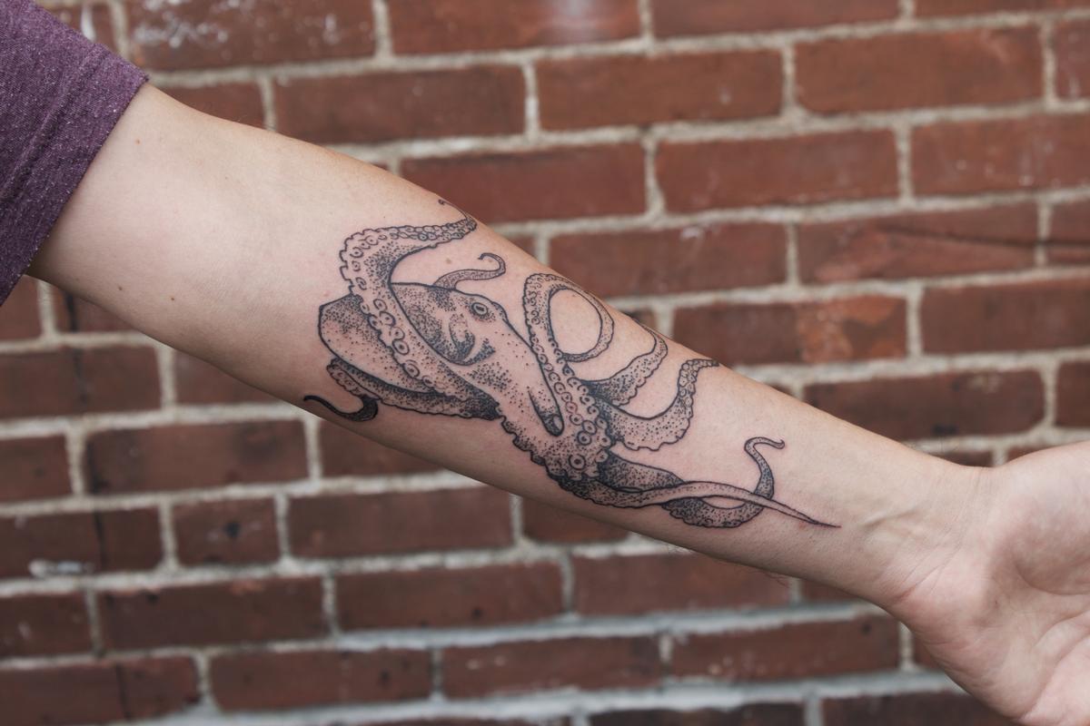 Octopus Tattoo Woman Arm - wide 5