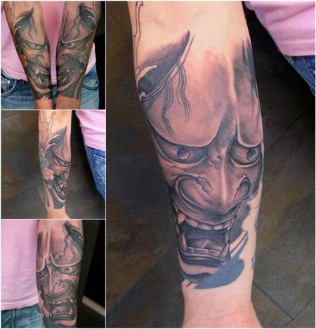 Tattoos - Double Hannya mask, 2 japanese sleeves in black and grey. - 89153