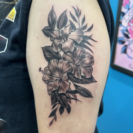James Wisdom - Three Flowers Tattoo 