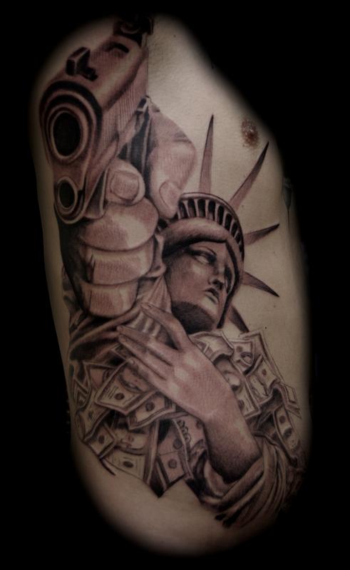 Old School Rendition Statue of Liberty tattoo idea by Robert Samuel  Best Tattoo  Ideas Gallery