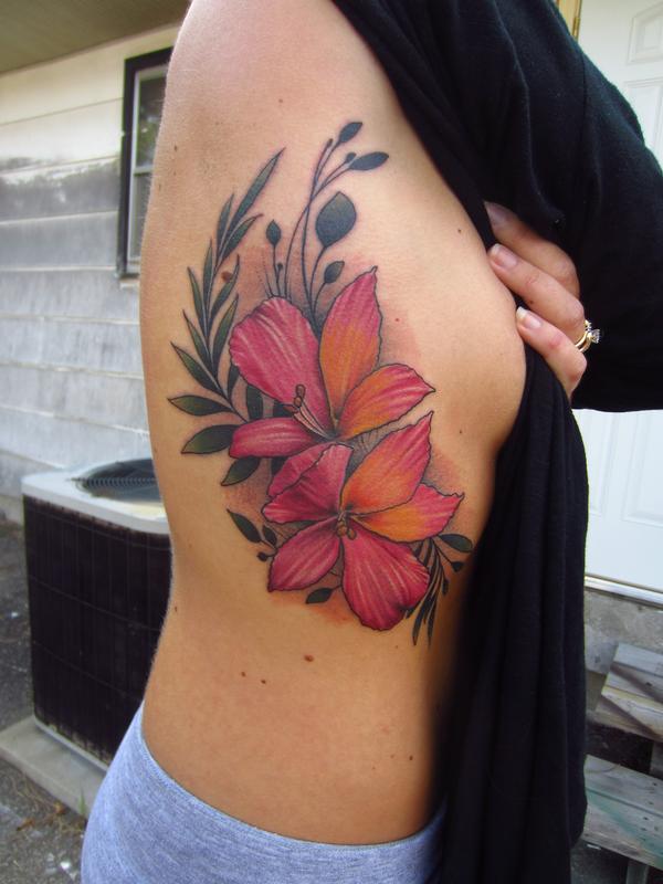 dannyg:flowers-side-panel-girls-with-tattoos
