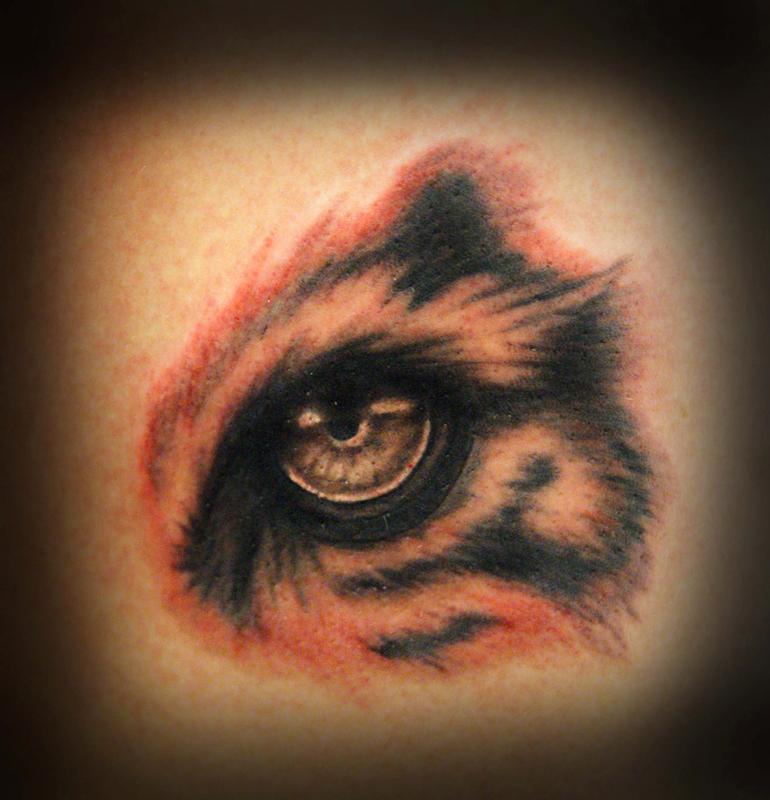 Full color tiger's eye by Nathan Boon: TattooNOW