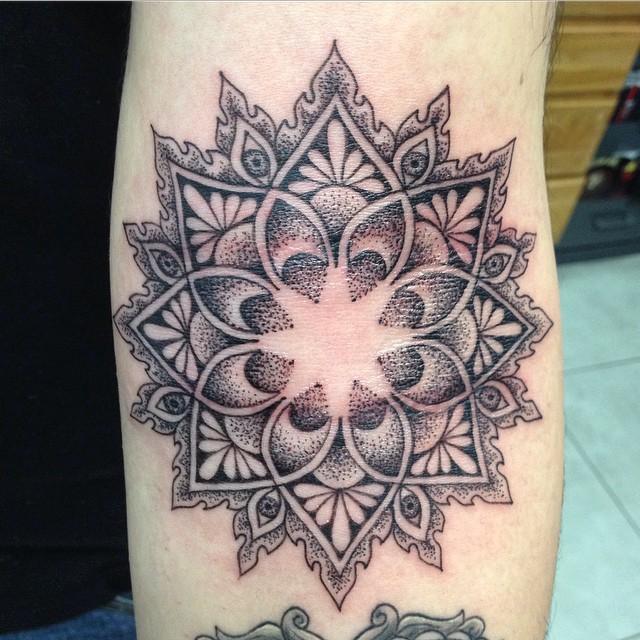 Dotwork Mandala by Bridget Punsalang: TattooNOW Dotwork Mandala by Bridget Punsalang: TattooNOW