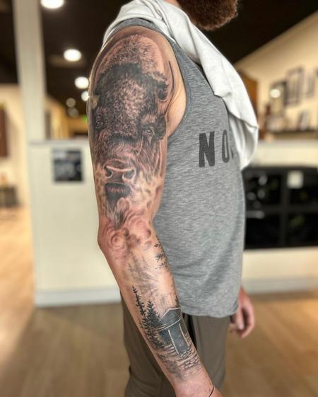 Buffalo sleeve