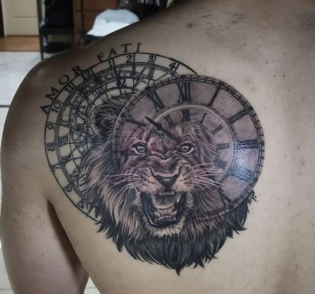 Tattoos - Walt Watts Lion Clock - 139477