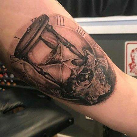 Time Waits For No One By Samantha Msfox Tattoonow