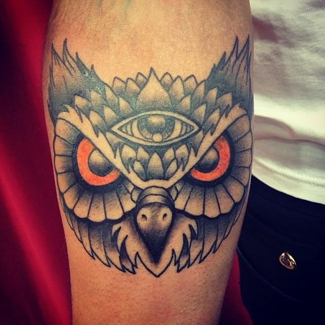 Balck and Grey Owl Eye by Eddie Zavala TattooNOW