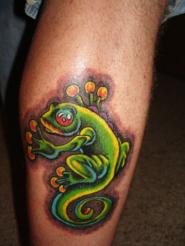 Tattoo of Gecko Diving tattoo  custom tattoo designs on TattooTribescom
