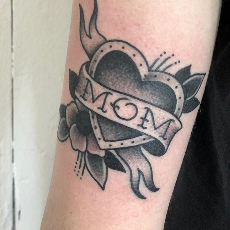 Beautiful Mom Tattoos to Appreciate Your Mother  Tattoo Stylist