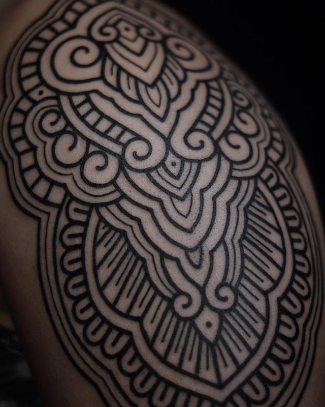 Ornamental Blackwork by Clinton Lee TattooNOW