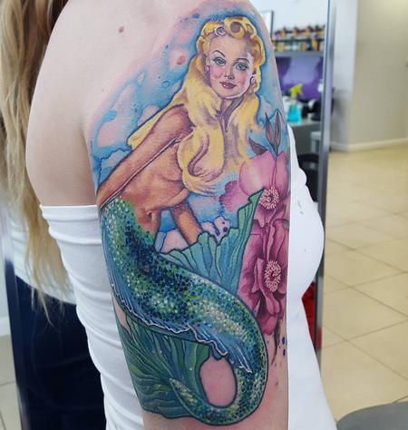 Tattoos - Pin up Mermaid - 117887