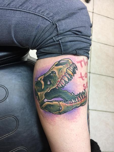 Chad Pelland - Tyrannosaurus rex skull