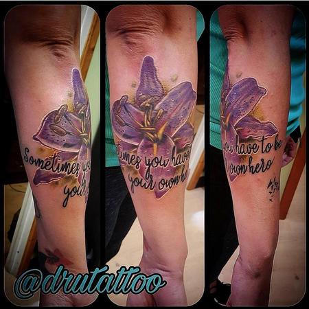 Tattoos - Flower - 130197
