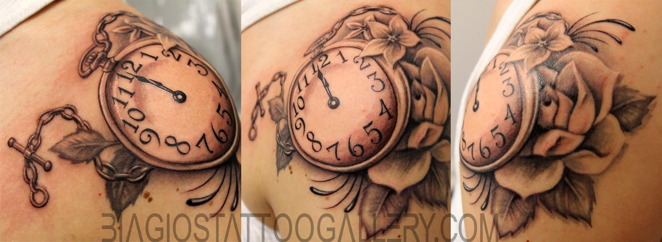 Super feminine pocket watch tattoo idea I know this one is a compass   Watch tattoos Feminine compass tattoo Pocket watch tattoo