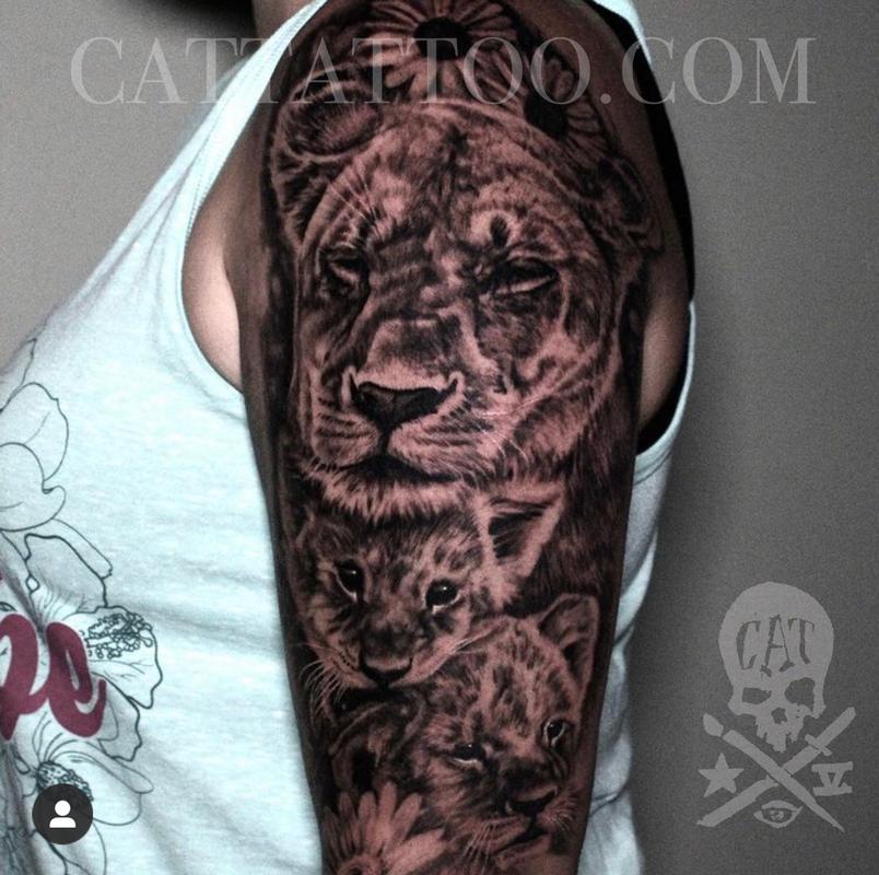 15 Best Lion and Cub Tattoo Collection of 2021