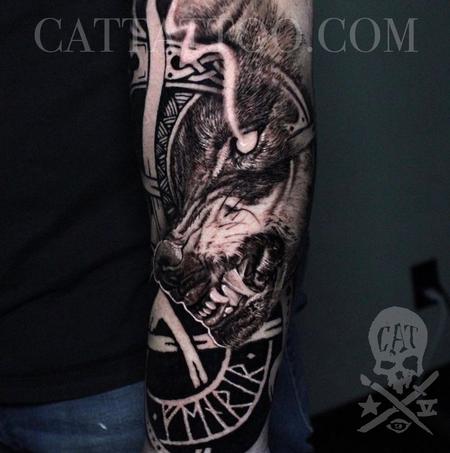 Tattoos - Wolf - 143750