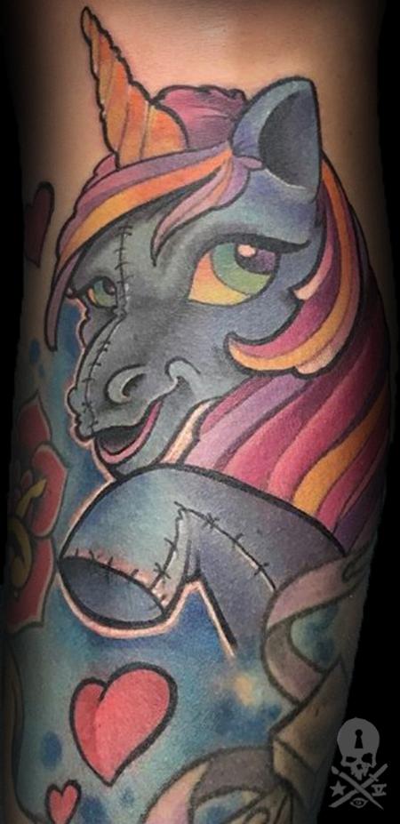 Tattoos - Unicorn - 131330