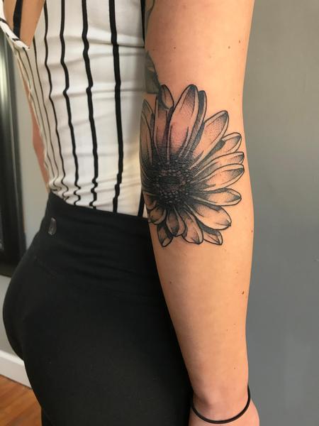 Tattoos - Daisy - 140841