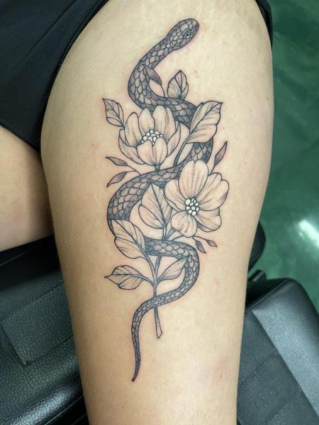 Tattoos - Snake in the Poppies - 142753