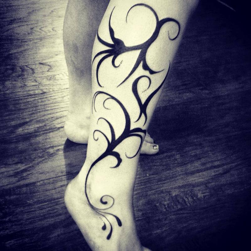 Feminine vine/tribal stuff by Joshua Nordstrom: TattooNOW Feminine vine/tribal stuff by Joshua Nordstrom: TattooNOW