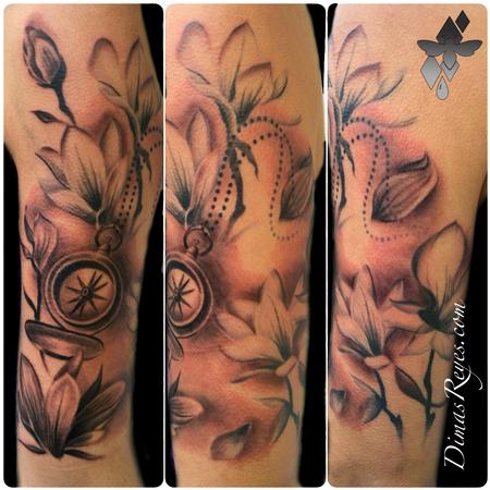 Dimas Reyes - Black and Grey Flowers and Compass tattoo