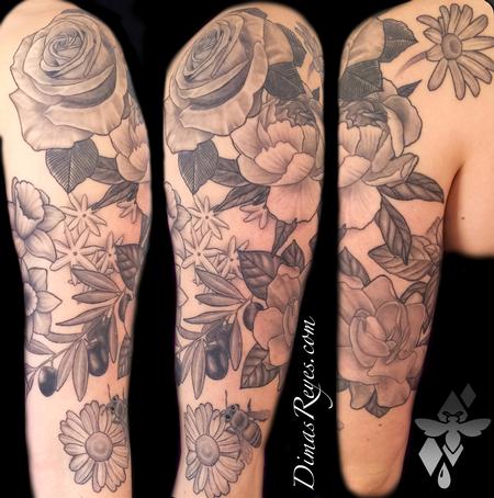 Dimas Reyes - Black and Grey Flowers Tattoo