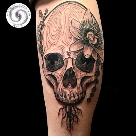 Victor Alvarez - Botanical Skull