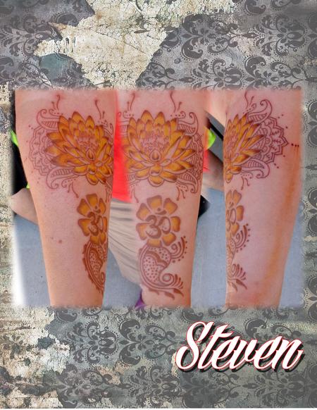 Steve Cornicelli - Lotus in Henna