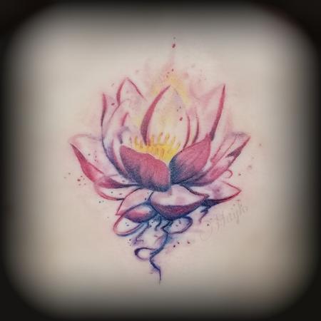 Haylo - Lotus watercolor tattoo by Haylo 