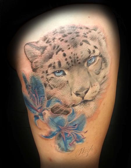 Tattoos - Snow Leopard with blue lilies - 109931