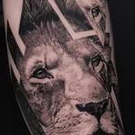 Tattoos - GLITCHED LION - 143000