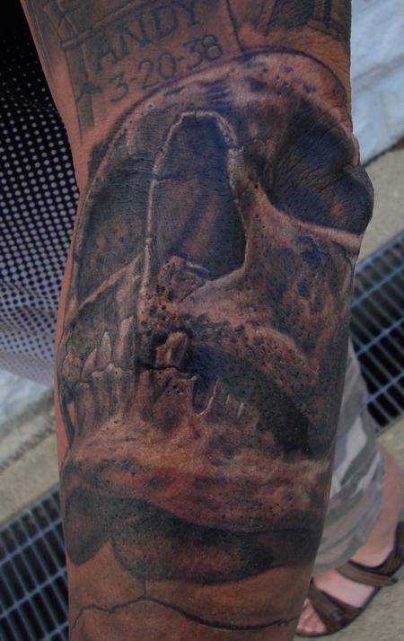 Tattoos - Underbite Skull - 122740