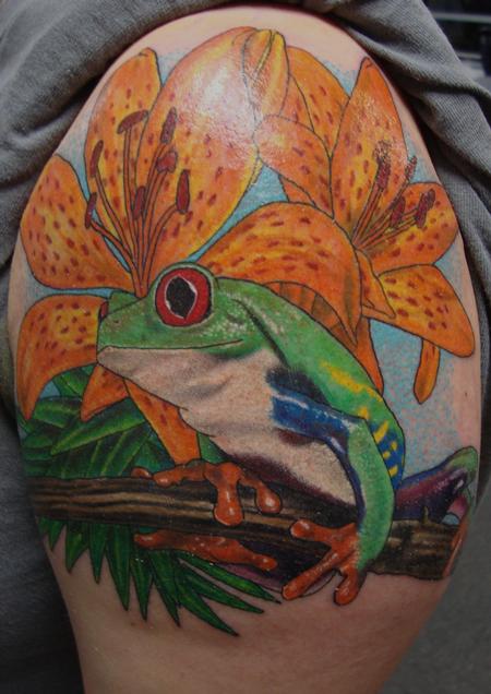 Tattoos - Tree Frog and Lillies - 98937