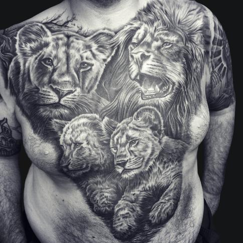 Mike DeVries - Lion Family Tattoo
