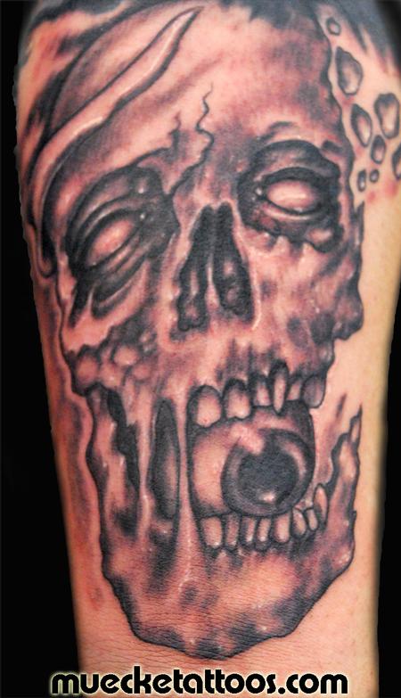 George Muecke - Muecke Skull Tattoo